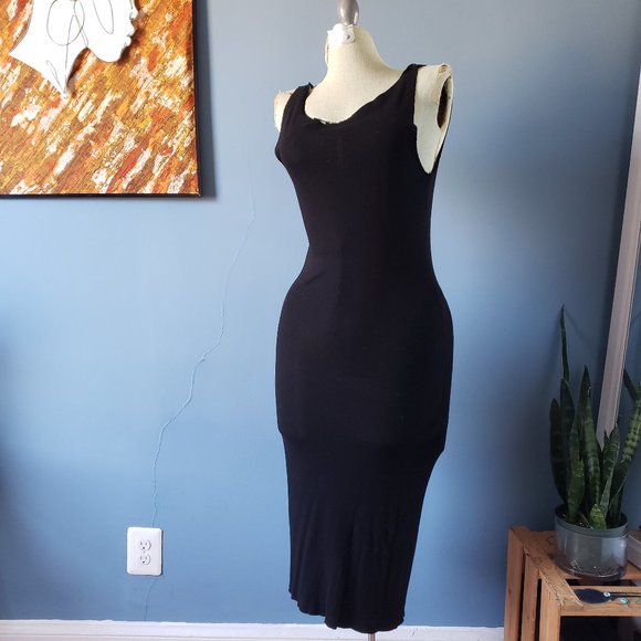 Halter Dress by Arte.Zanz - Picture 2 of 7